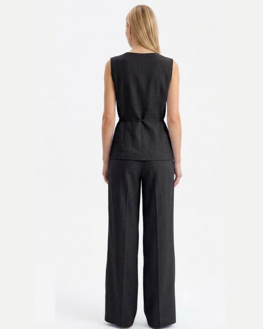 Conjunto Dos Piezas Negro: Top Cruzado Peplum con Cinturón y Pantalón Wide Leg