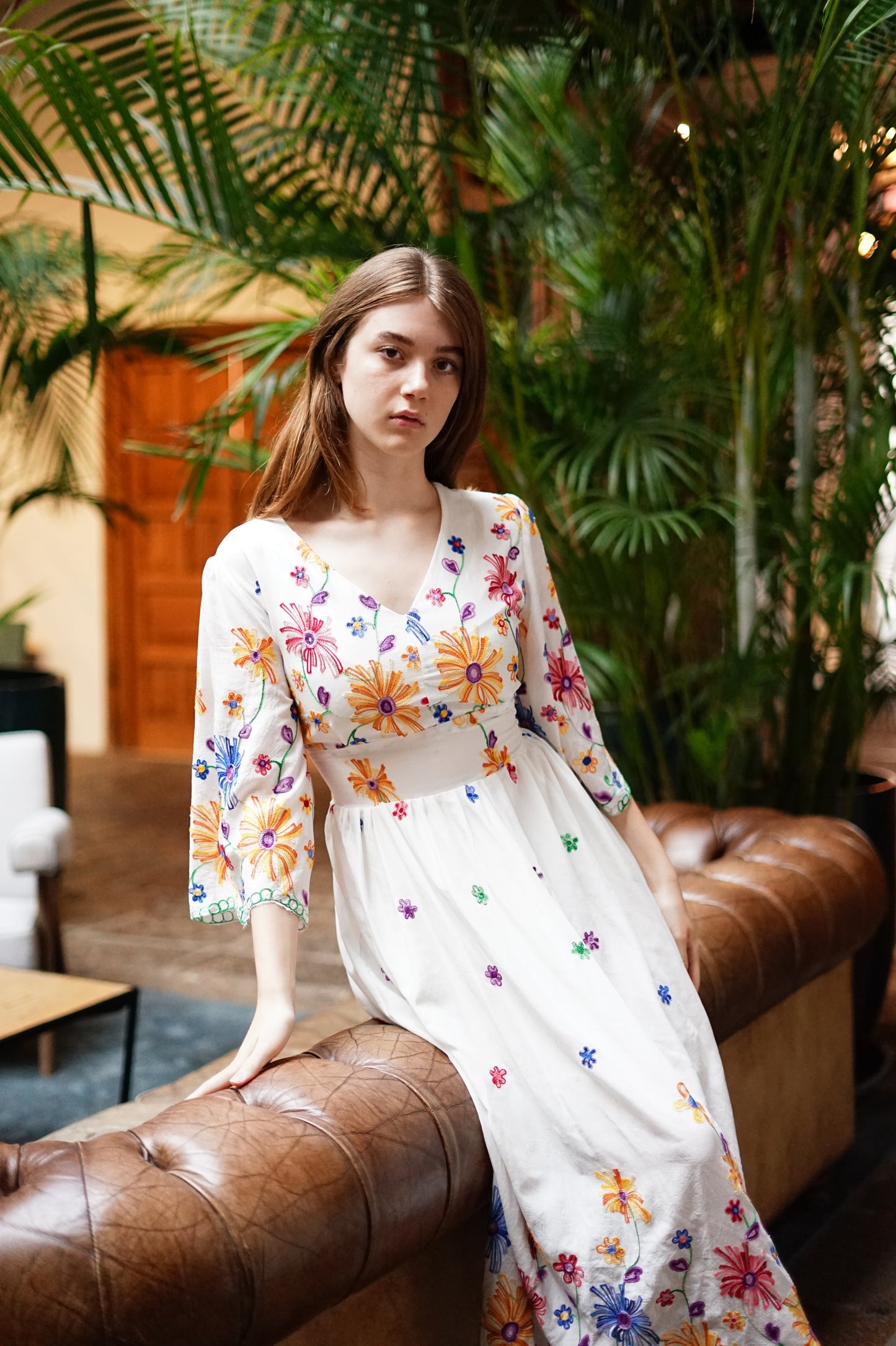 Vestido en tela de algodón bordado