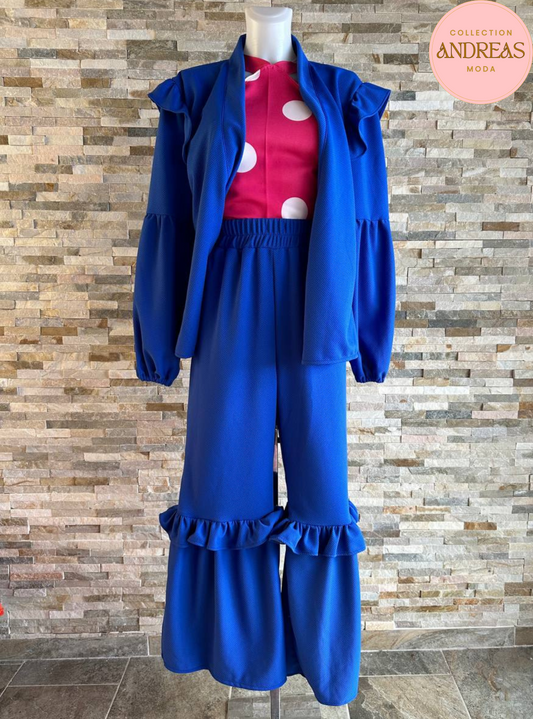 Conjunto de chaqueta y pantalon con volantes azul