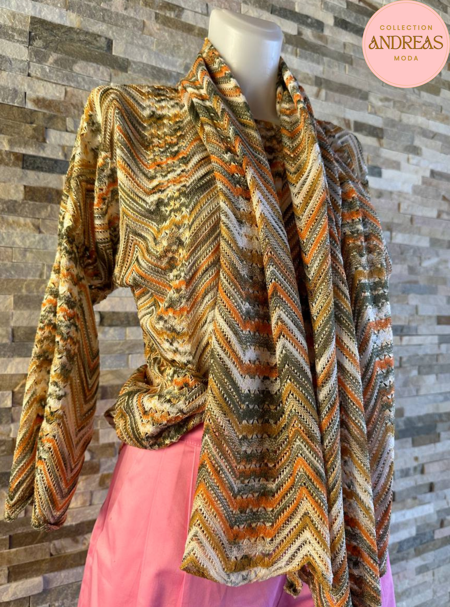 Blusa tejida amarilla con verde