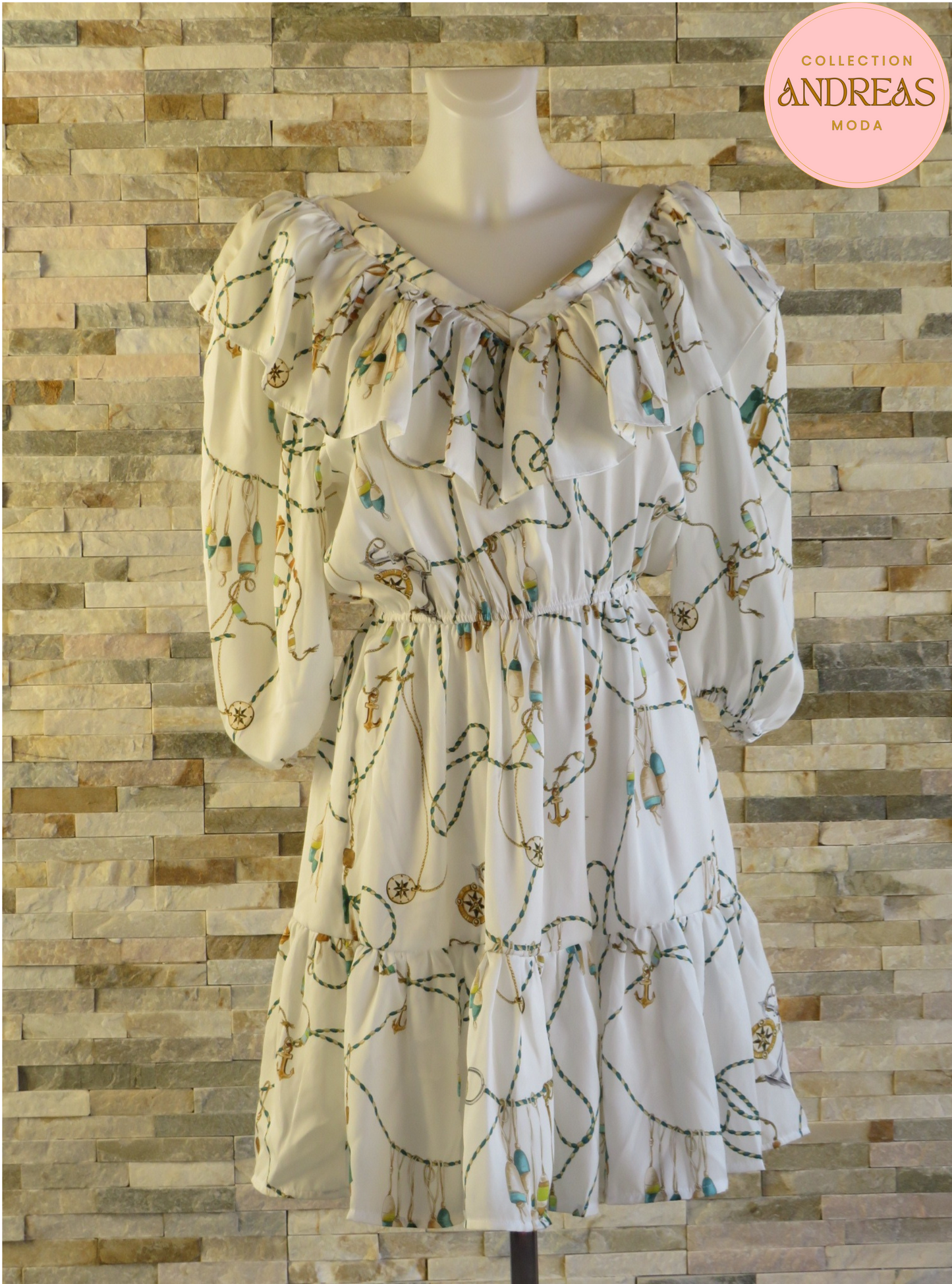 Vestido vaporoso con volantes